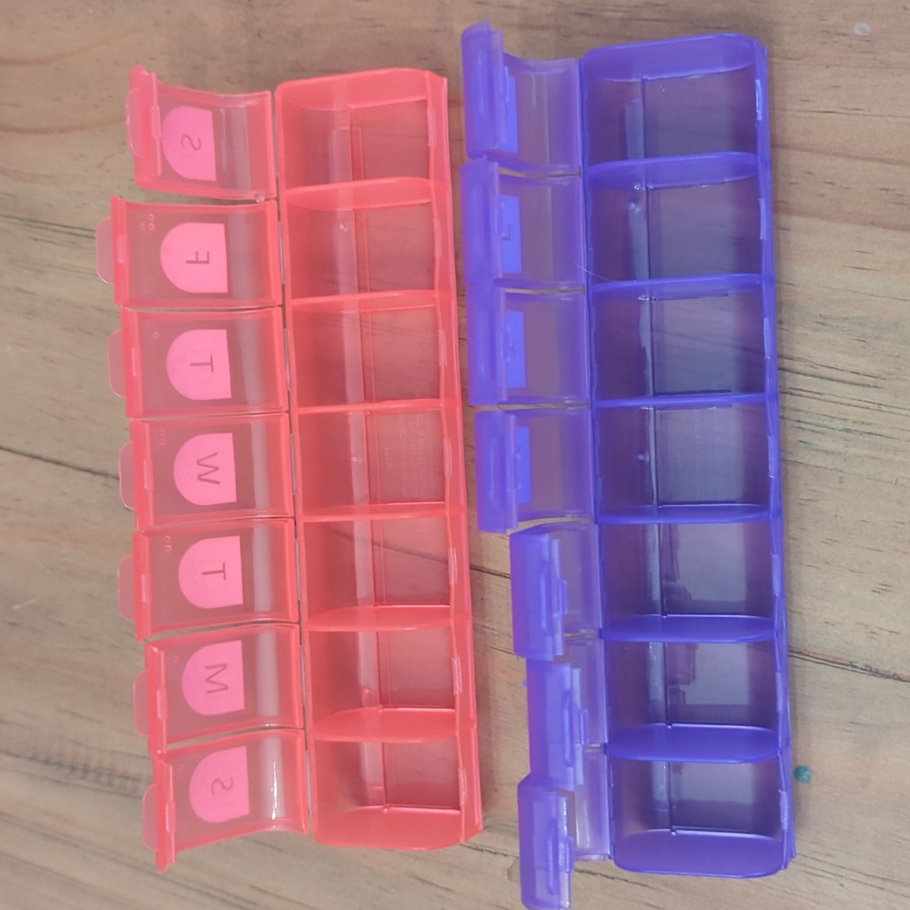 New Weekly Pill Containers - Picture 6 of 6